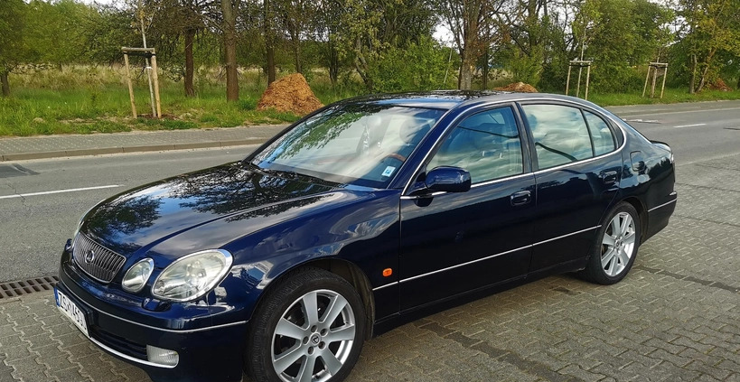 Lexus GS cena 28900 przebieg: 313000, rok produkcji 2001 z Szczecin małe 37